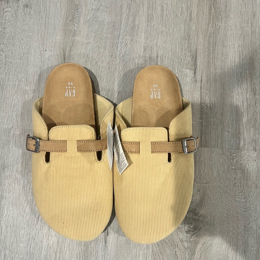 GAP Beige Corduroy Slip-On Shoes